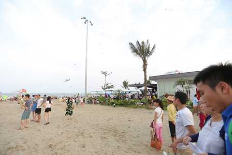 Không gian hiện đại, hấp dẫn và thân thiện của bãi biển Sầm Sơn