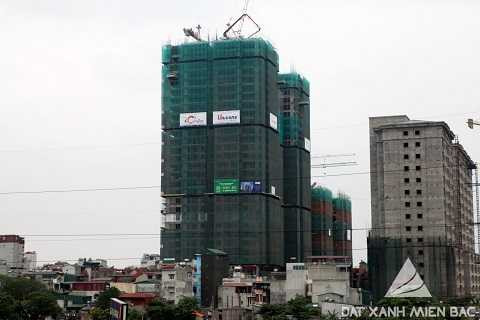 Hình ảnh Tòa G1 & G2 nhìn từ đường vành đai 3 - dự kiến cất nóc vào 15/5/2016