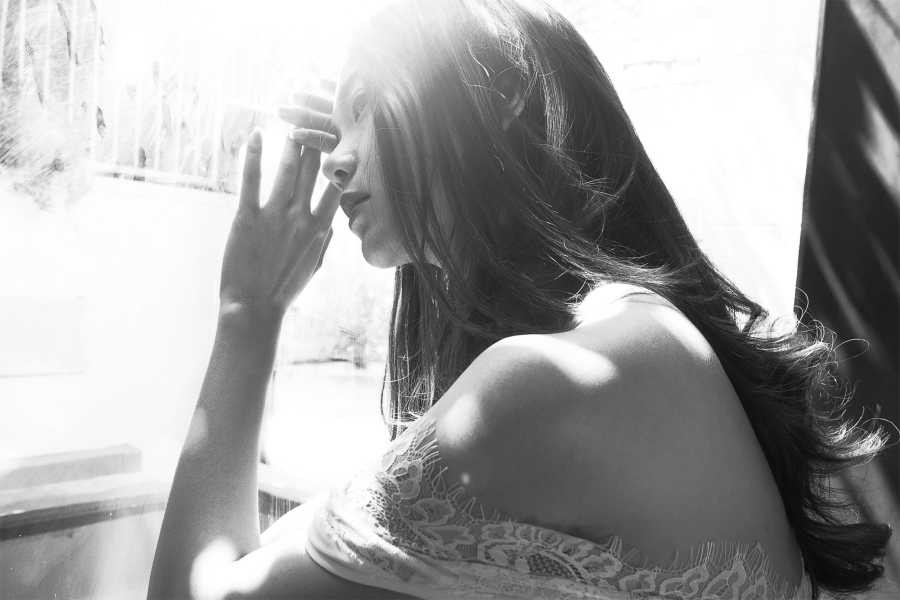 Sau 4 năm, Minh Hằng khoe tài dancesport trong MV mới