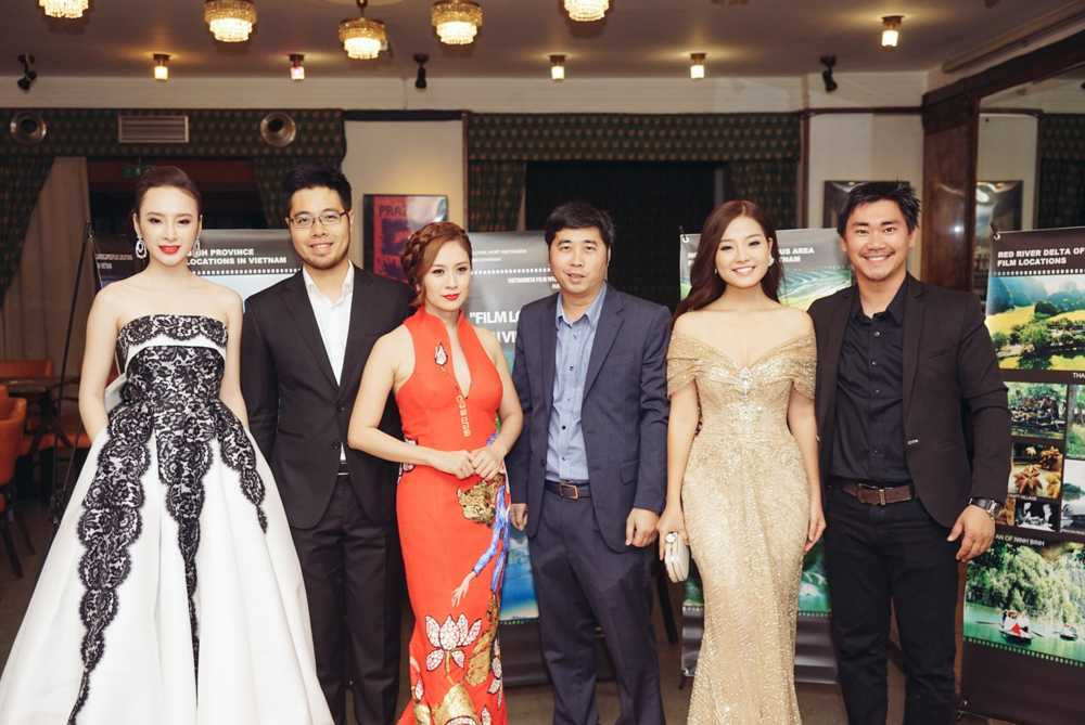 Sau ồn ào 'nổ tung trời' tại Cannes, Angela Phương Trinh khoe vẻ quyến rũ