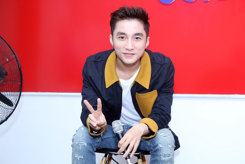 Sơn Tùng MTP từng cãi nhau với bố mẹ vì muốn đi hát