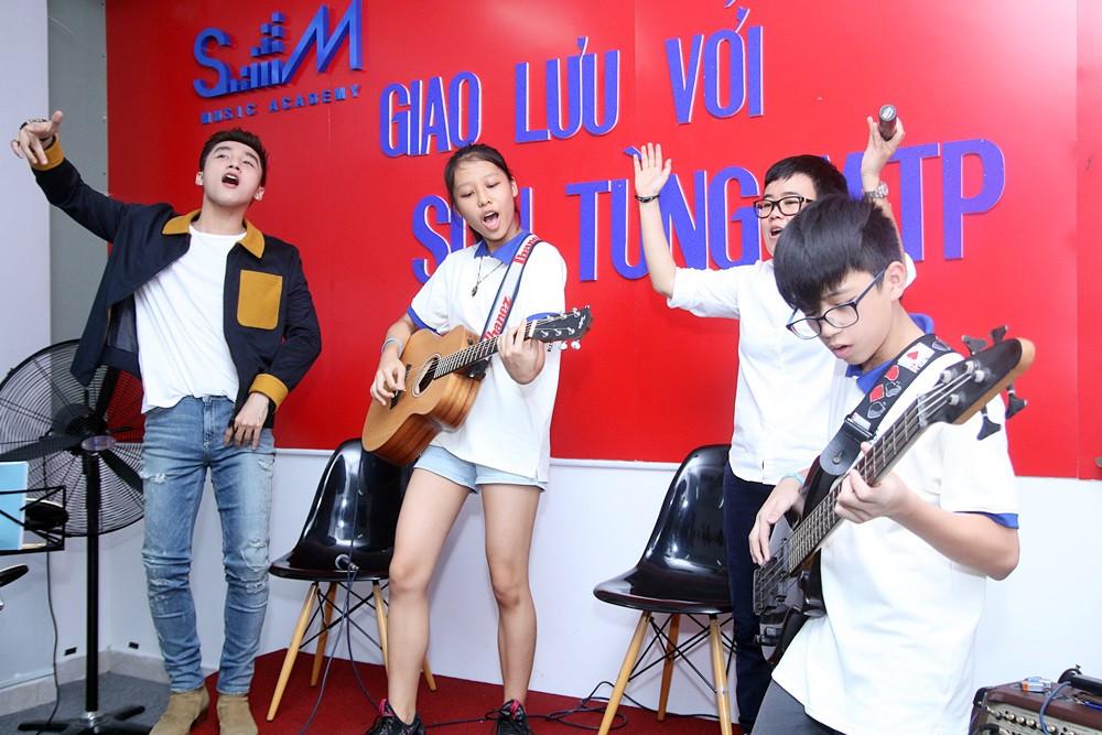 Sơn Tùng MTP từng cãi nhau với bố mẹ vì muốn đi hát