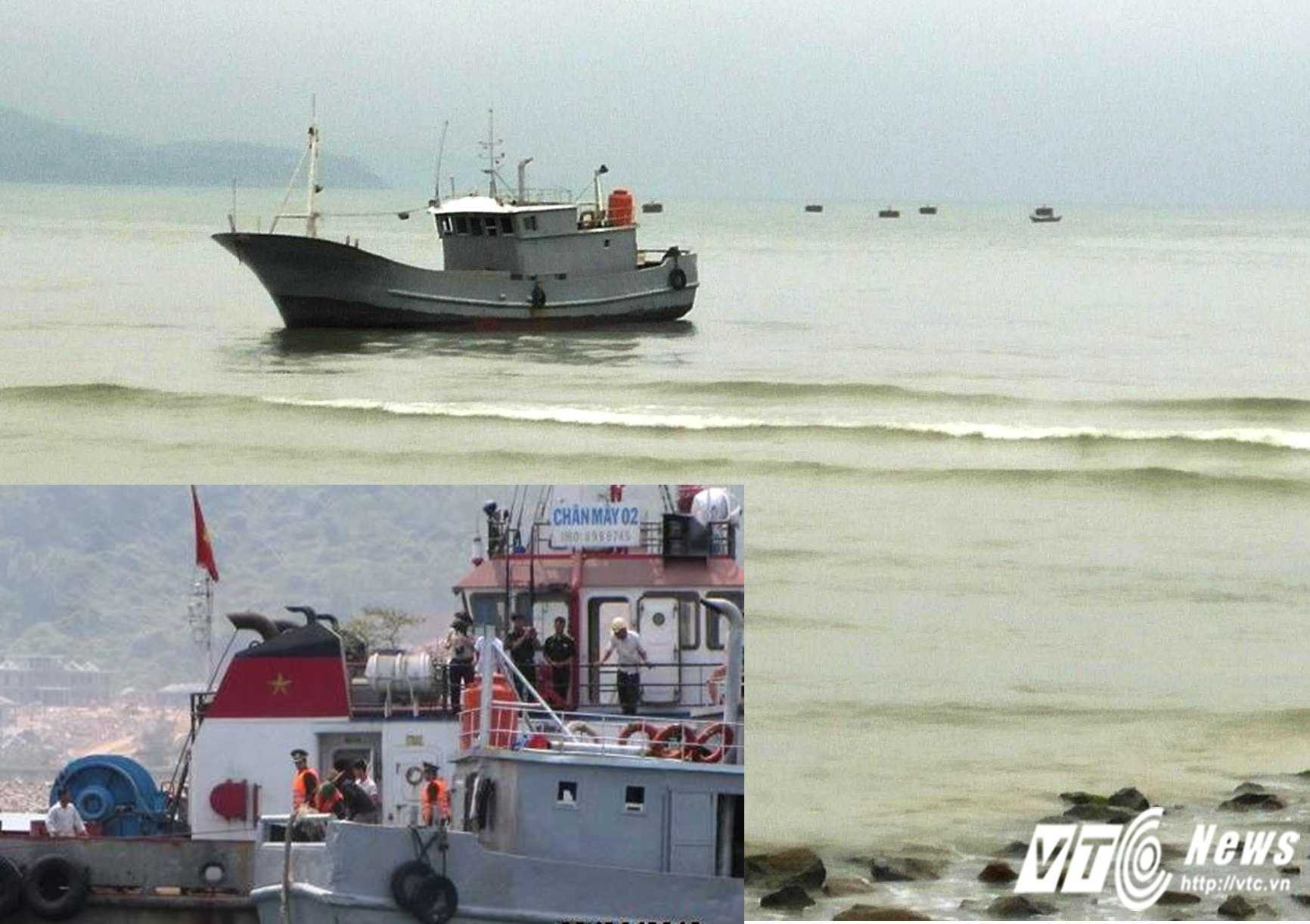 Lực lượng chức năng cứu hộ thành công chiếc tàu cá Trung Quốc đi lạc và mắc cạn ở vùng cửa biển Việt Nam.