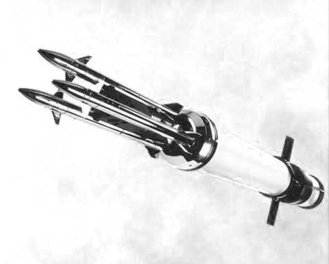 Thiết kế chứa 3 đạn con dẫn hướng laser độc đáo của hệ thống THOR. 