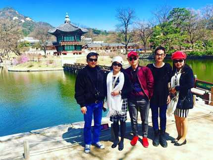 Gia đình Thanh Duy tại cung Gyeongbokgung
