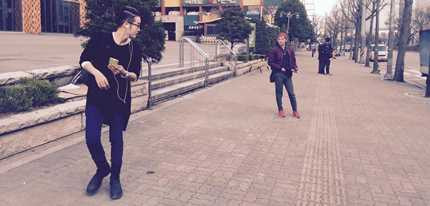 Em trai Thanh Duy - Phạm Trần Phương - là một ca sỹ trẻ, theo đuổi phong cách âm nhạc hoàn toàn khác anh trai mình