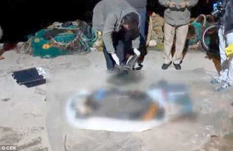 Thi thể của bé gái xấu số