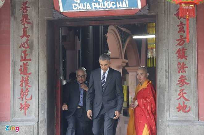 Theo chân Tổng thống Obama thăm ngôi chùa trăm tuổi giữa TP.HCM