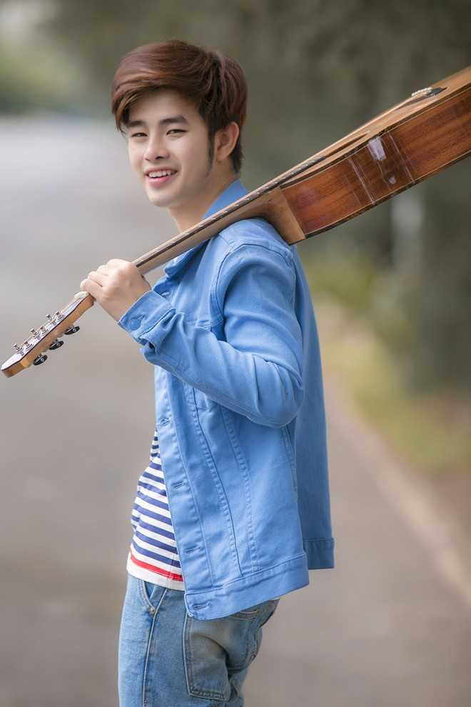 Đẹp trai, đào hoa nhưng không tự kỷ?