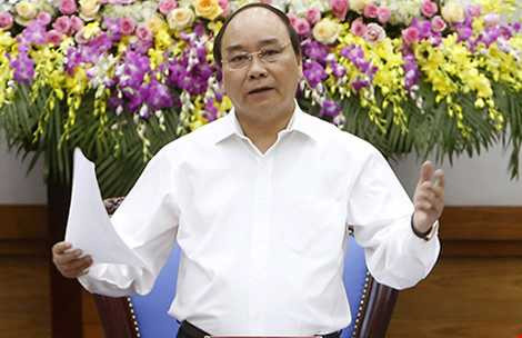 hủ tướng Nguyễn Xuân Phúc chủ trì phiên họp Chính phủ thường kỳ tháng 4. Ảnh: TTXVN