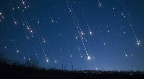 Những cuộc tuyệt chủng hàng loạt là do va chạm mạnh giữa sao chổi hay thiện thạch với trái đất. Ảnh BBC