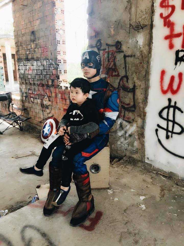 Tim hóa siêu anh hùng Captain America để giúp con trai thực hiện ước mơ
