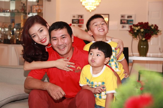 Hoa khôi Thu Hương