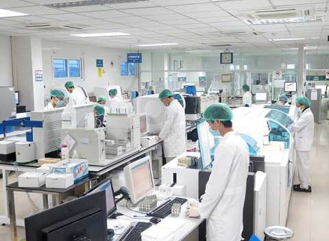 Hệ thống xét nghiệm hiện đại.