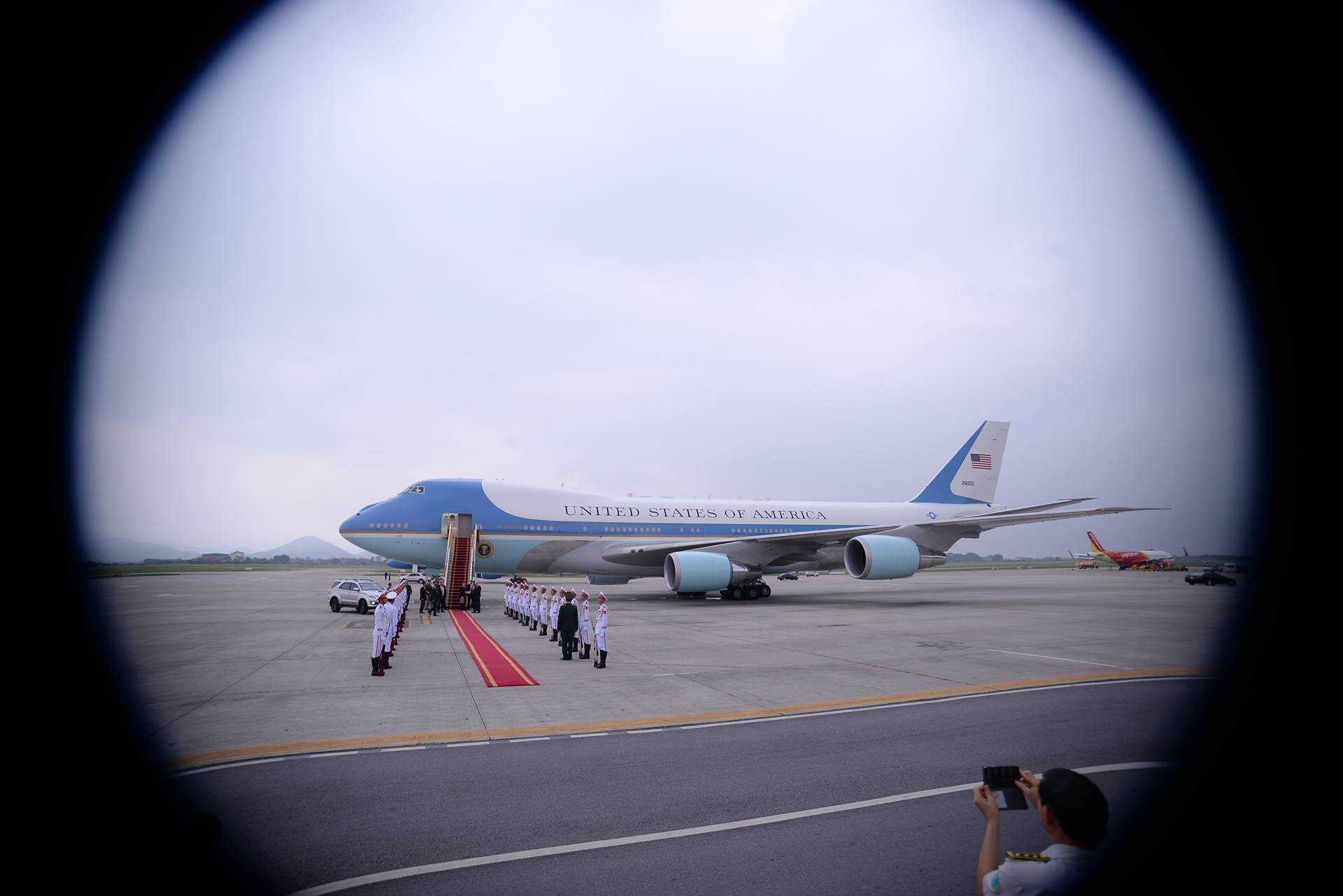 Tổng thống Obama đã rời Hà Nội vào TP.HCM