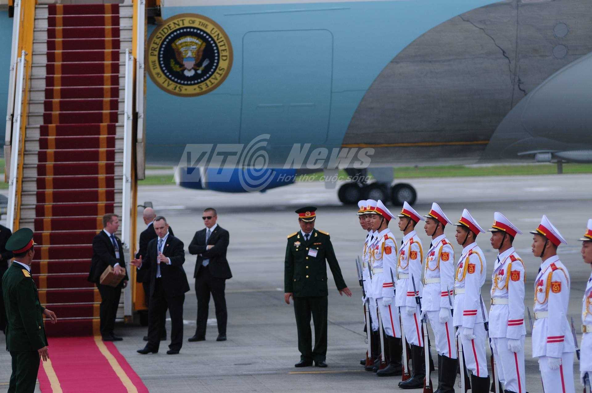 Tổng thống Obama đã rời Hà Nội vào TP.HCM