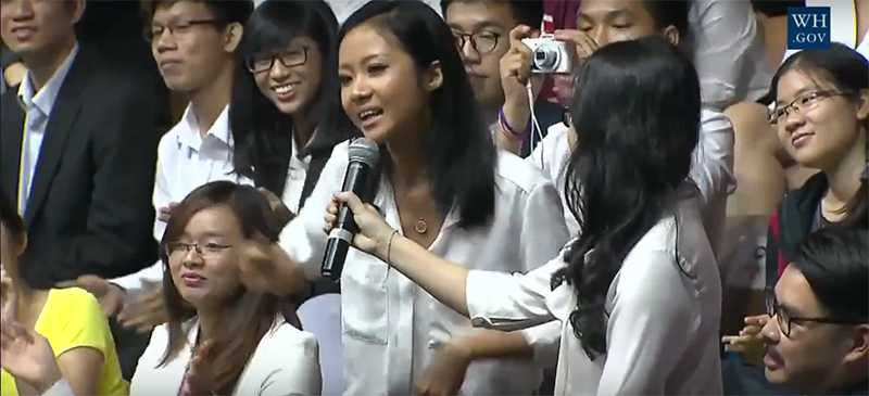 Suboi đã hát một đoạn rap bằng tiếng Việt tặng Tổng thống Obama