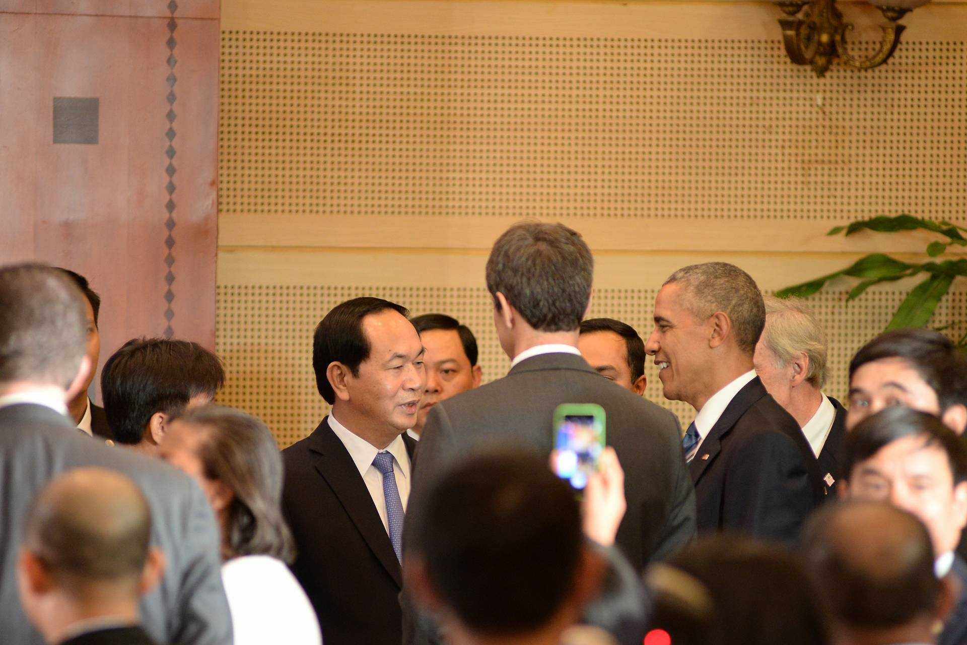 Tổng thống Obama cho biết sẽ đưa vợ con sang Việt Nam nghỉ ngơi (ảnh: Tùng Đinh)