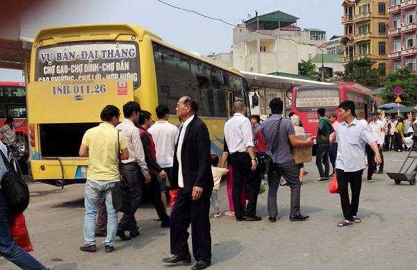 Lượng khách tăng 15% so với ngày thường.