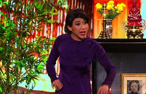 Nhân vật Tô Ánh Nguyệt là một phụ nữ hiền dịu, bao dung, gia giáo, cả đời hy sinh cho tình yêu, cho con đã bị Trấn Thành biến thành một phụ nữ chua ngoa, vô học, ích kỷ và hung tợn.