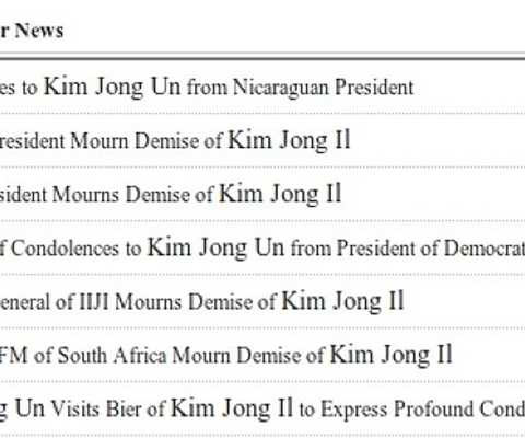 Tên lãnh tụ cần phải được viết lớn hơn bình thường Tên lãnh tụ cần phải được viết lớn hơn bình thường