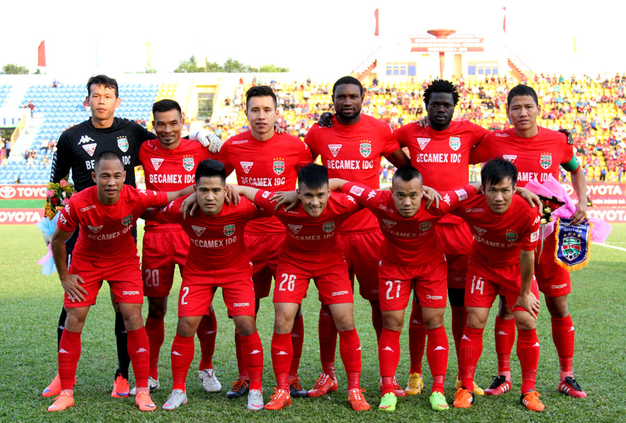 Những ngôi sao trên bầu trời B.Bình Dương (ảnh: Hoàng Tùng)