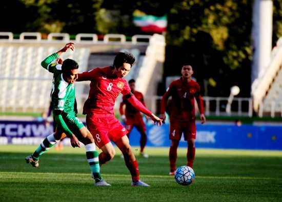 Tuấn Anh thất thế trước Iraq