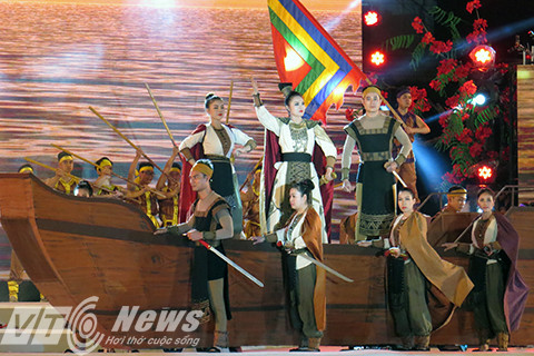 Hoạt cảnh tái hiện hình ảnh Nữ tướng Lê Chân hội quân tại vùng An Biên xưa (nay là trung tâm TP. Hải Phòng