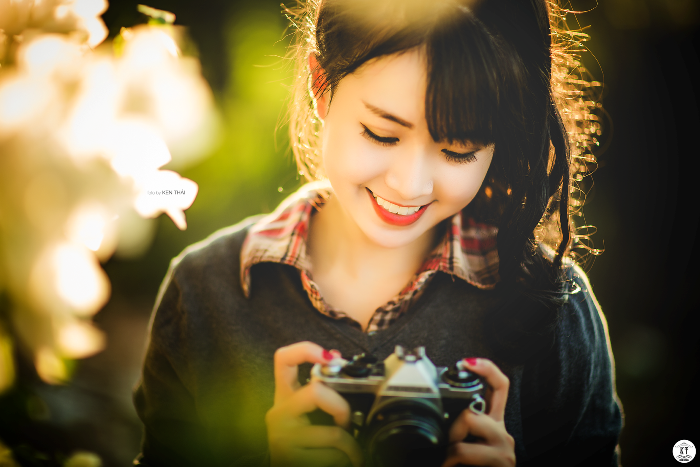 Vẻ đẹp hút hồn của 9x có tài hát rap, giỏi 3 ngoại ngữ