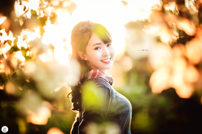 Vẻ đẹp hút hồn của 9x có tài hát rap, giỏi 3 ngoại ngữ