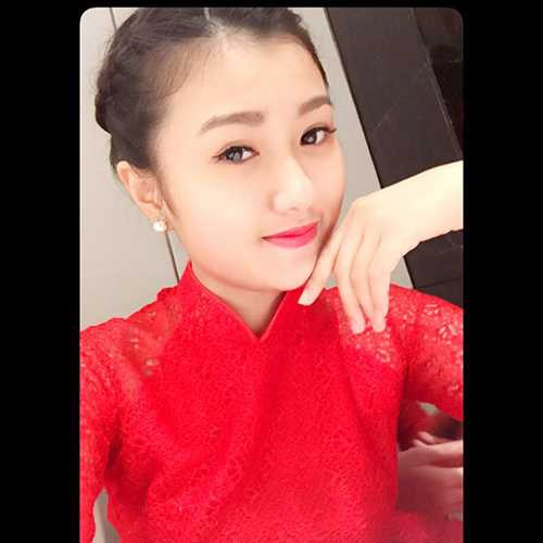 Hoa khôi Thu Quỳnh