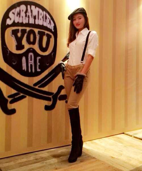 Hoa khôi Thu Quỳnh