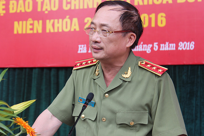 Vẻ đẹp rạng ngời của nữ sinh Cảnh sát trong lễ tốt nghiệp