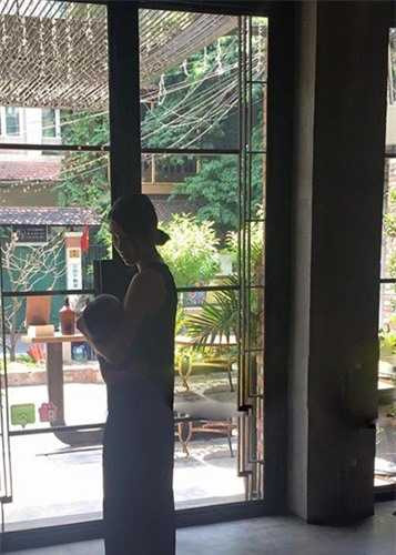 Vì đâu sao Việt kiên quyết giấu nhẹm con mình?