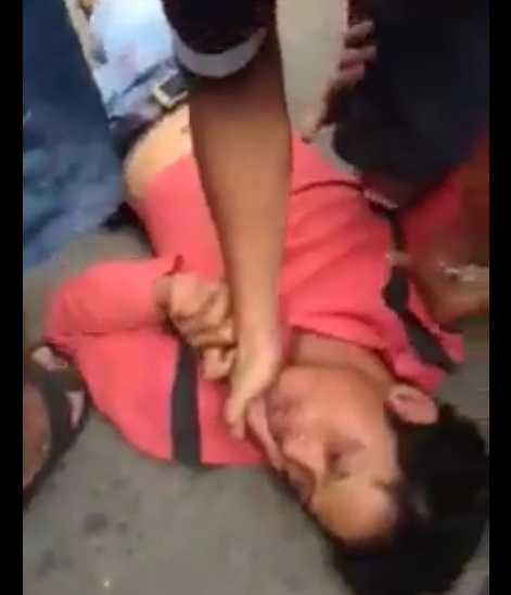 Video: Công an phường dùng võ quật ngã người bán hàng rong
