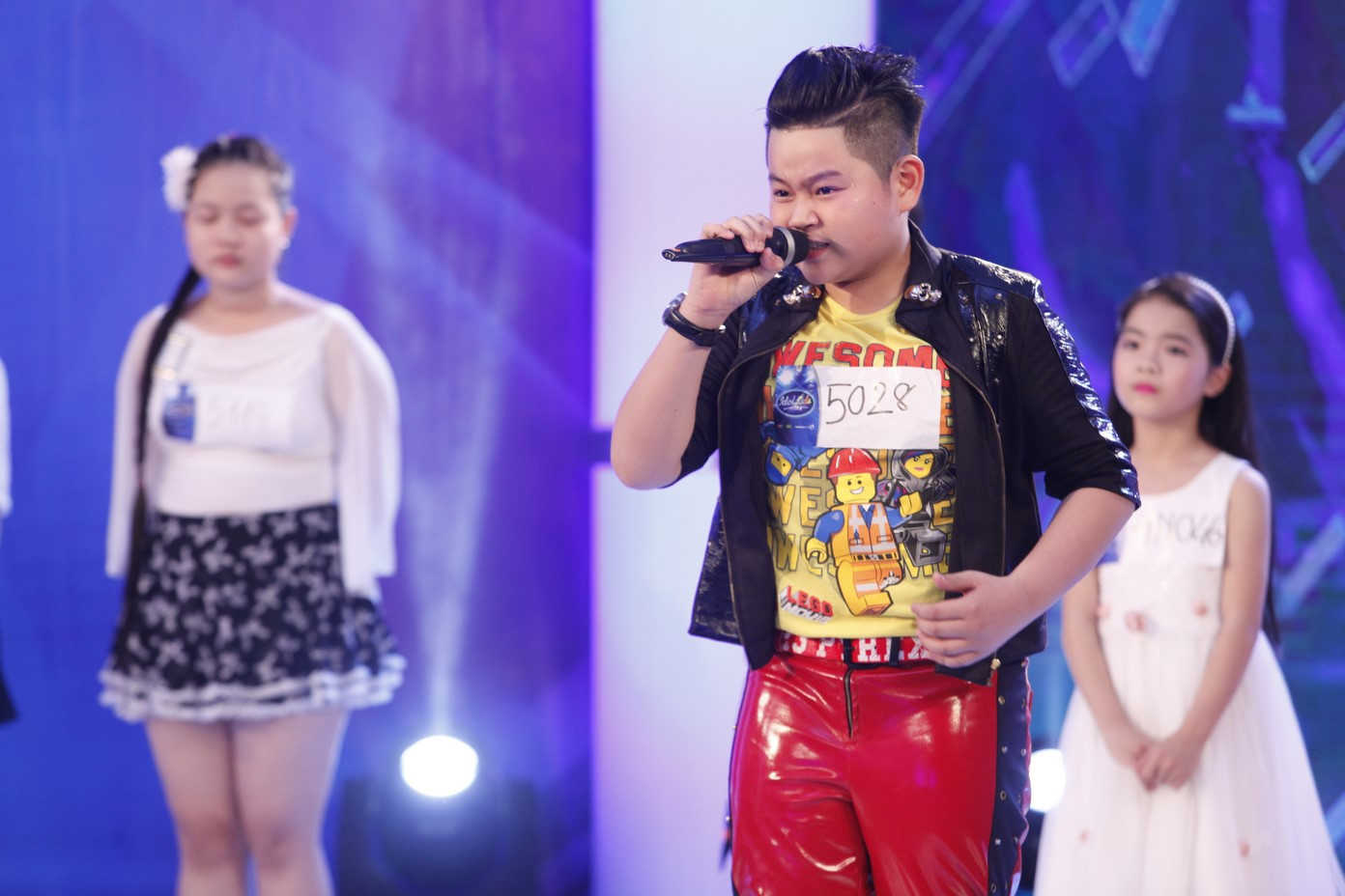 Vietnam Idol Kids: 'Thần đồng dân ca' gặp sự cố trên sân khấu