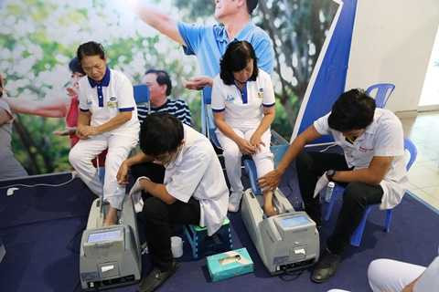 Hoạt động đo loãng xương cho người cao tuổi được hưởng ứng nhiệt tình Hoạt động đo loãng xương cho người cao tuổi được hưởng ứng nhiệt tình