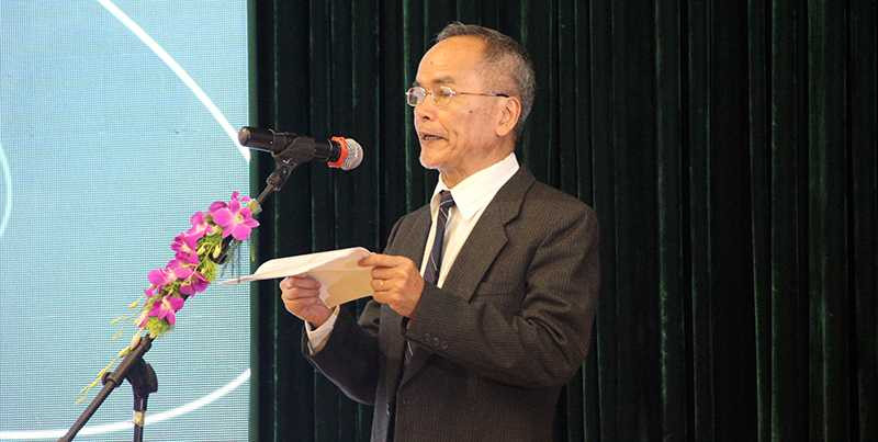 GS.TS Đinh Dũng, Chủ tịch Hội đồng giải thưởng Tạ Quang Bửu phát biểu tại lễ vinh danh các nhà khoa học (Ảnh: Phạm Thịnh)