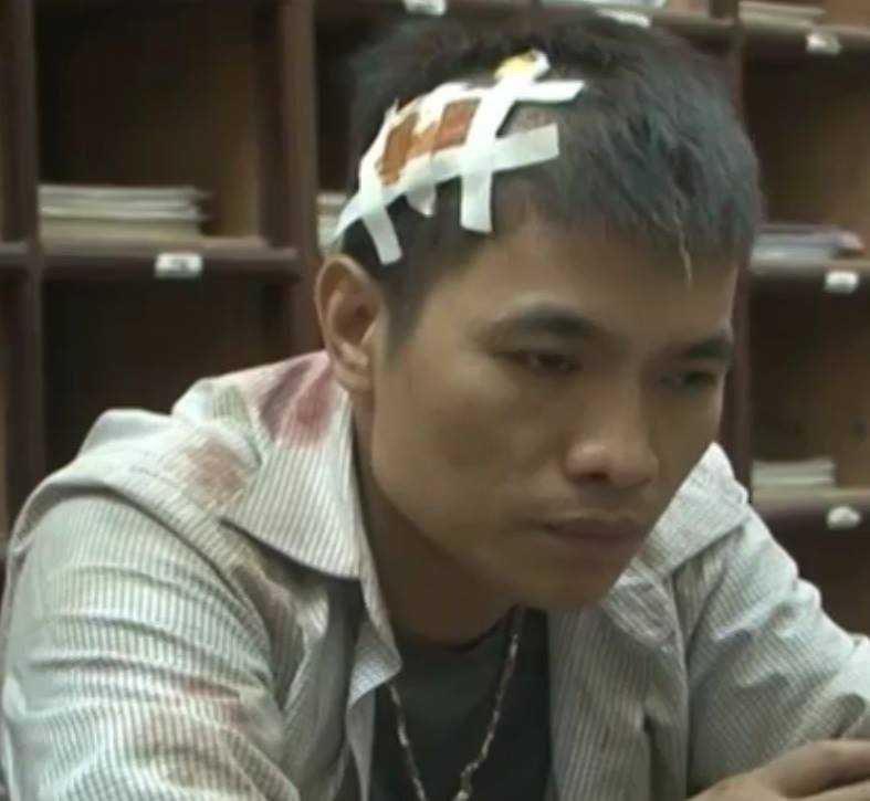 Đối tượng Trần Bá Đức tại cơ quan công an