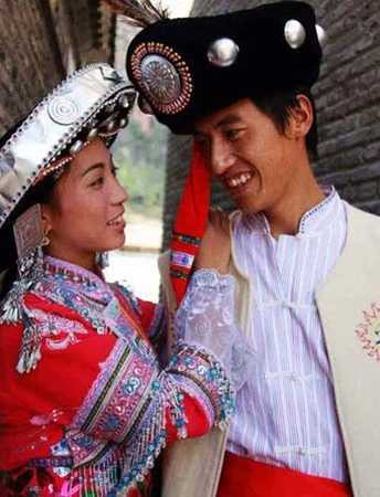 Phụ nữ Mosuo được phép có nhiều bạn tình cùng một lúc và có thể chia tay bất cứ khi nào họ muốn.