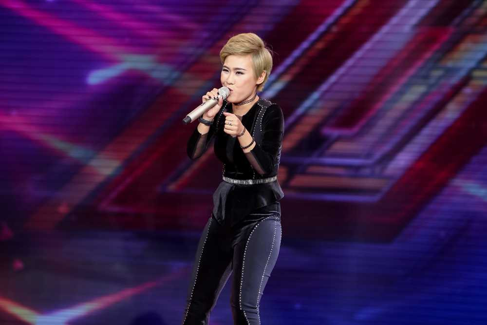X-Factor: Hot girl 'chân dài như Hà Hồ, hát hay như Mỹ Tâm' gây sốt