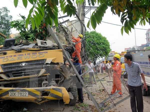 Hiện trường vụ tai nạn. Ảnh TTXVN