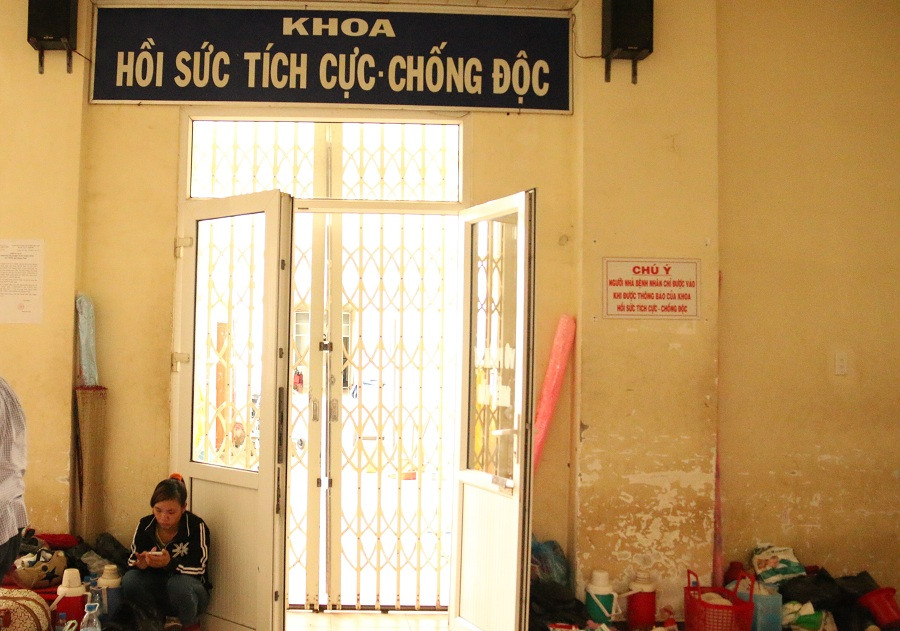 Những nạn nhân bị thương trong vụ tai nạn vẫn đang được điều trị tích cực tại Khoa Hồi sức cấp cứu Bệnh viện Đa khoa Quảng Ngãi.