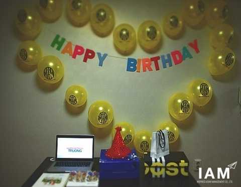 Quang cảnh căn phòng riêng của Xuân Trường được trang trí Quang cảnh căn phòng riêng của Xuân Trường được trang trí