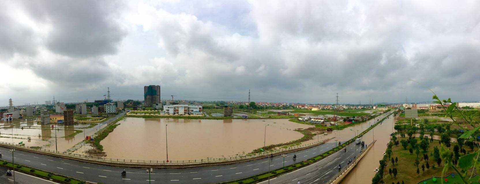 Cầu vượt đường sắt Yên Nghĩa - Ảnh: FB 