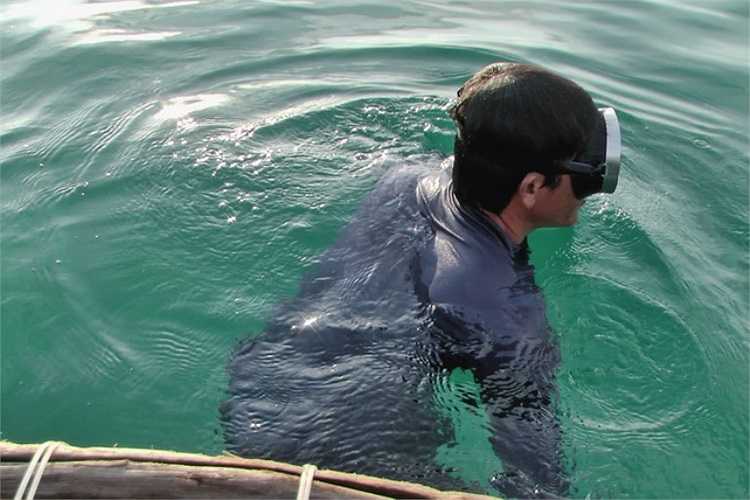 Lặn tìm cổ vật 