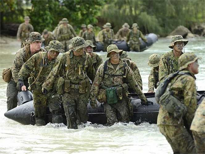 Cuộc diễn tập chung Nhật - Mỹ diễn ra trong bối cảnh căng thẳng leo thang trong quan hệ Trung - Nhật về chủ quyền đối với quần đảo tranh chấp Điếu Ngư/Senkaku. 