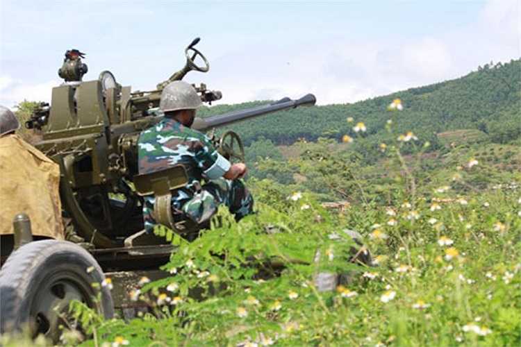 Kíp chiến đấu các phân đội PPK làm kế hoạch hành quân cơ động; tính khả năng bắn; thực hành thu hồi, cơ động nhanh, chiếm lĩnh trận địa, chuẩn bị chiến đấu theo các tình huống