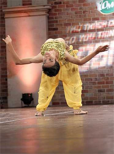 Belly dance là bộ môn nghệ thuật múa truyền thống của các nước Trung Đông còn được gọi là Múa Ả Rập hoặc Múa bụng