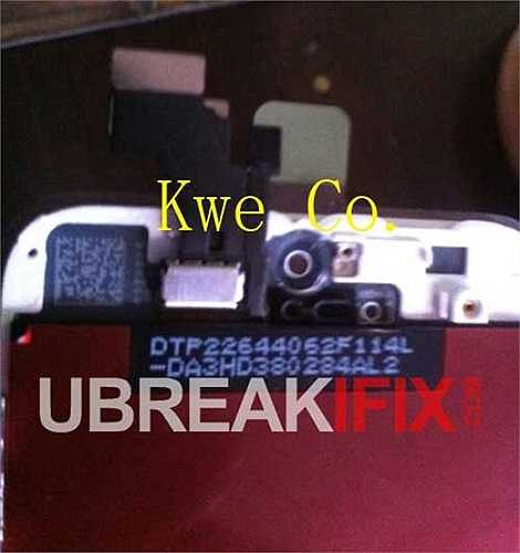 Ngoài ra, mặt trước của iPhone 5 là hình ảnh của cả tấm panel màn hình cùng với số seri rất rõ ràng.